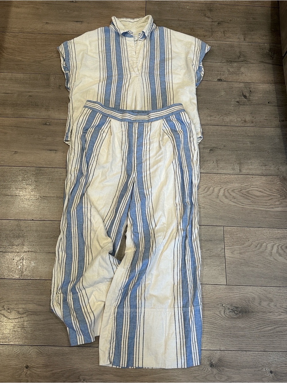 Banana Republic Blue & White Striped Linen Set